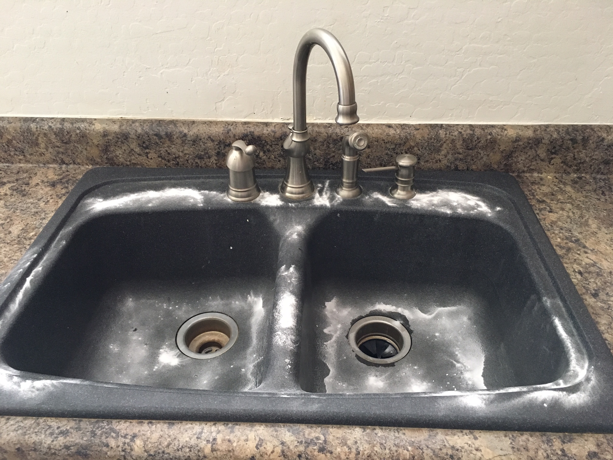 8 Simple Steps to Clean a Granite Sink - House Tipster