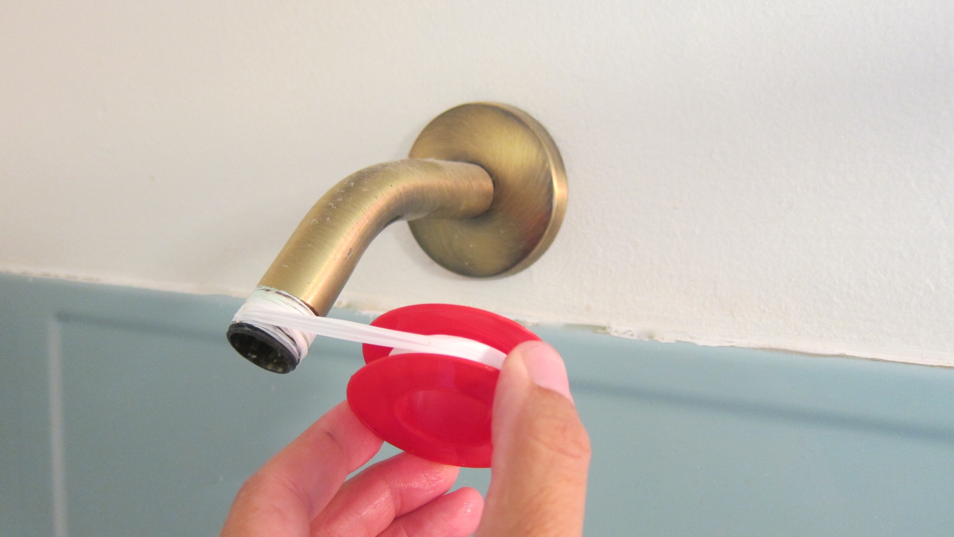 Best Way to Clean a Dirty Showerhead House Tipster