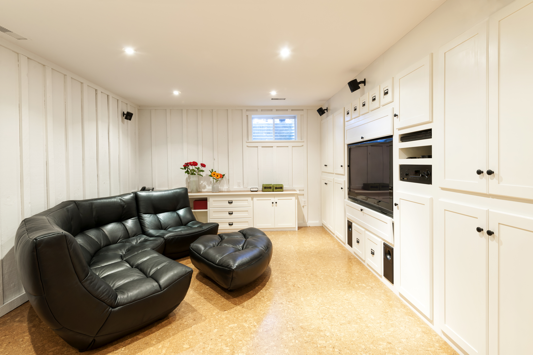 Finished basement in house