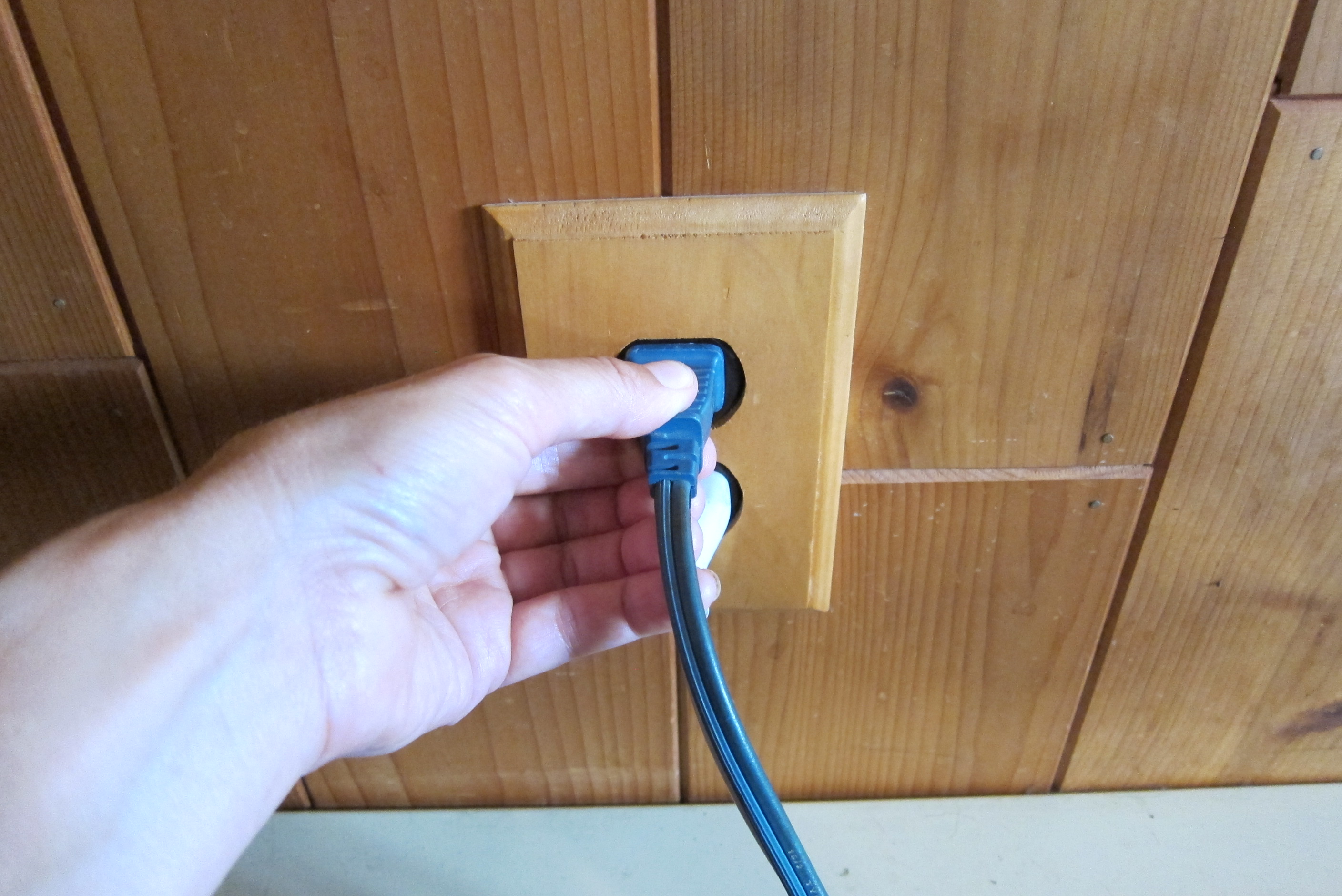 Best Safety Tips For Extension Cords - House Tipster